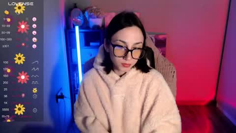 Snapshot of janeroger chatting on 05-19-26, 01:11 Jane Roger online show from 05-19-26, 01:11
