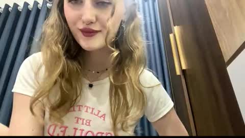 Janie online show from 03-16-26, 03:16