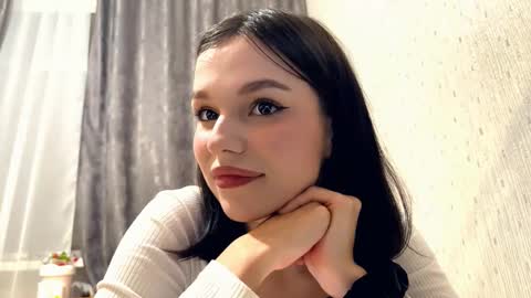 Snapshot of janethcensky chatting on 11-19-25, 05:02 Aleksia online show from 11-19-25, 05:02