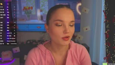 Hi Im Alice and here youll find something online show from 04-02-26, 06:22