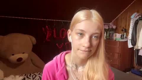Elsa online show from 07-09-26, 09:24