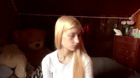 Elsa online show from 07-10-26, 07:12