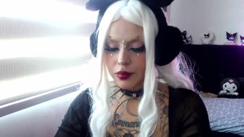 Snapshot of janna_ink chatting on 02-06-25, 08:45 online show from 02-06-25, 08:45