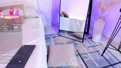 Snapshot of jannafoxx_ chatting on 04-23-26, 06:54 online show from 04-23-26, 06:54