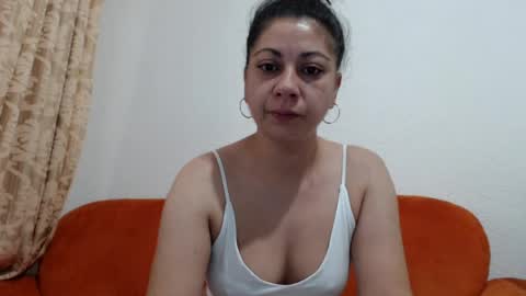 Snapshot of jannee29 chatting on 07-14-26, 06:18 janne online show from 07-14-26, 06:18