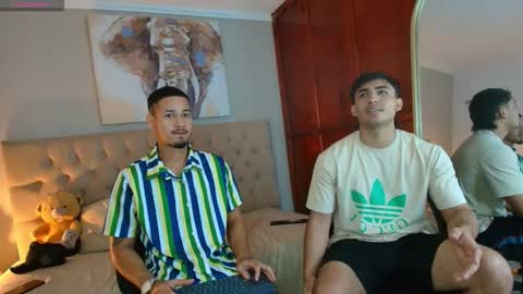 Snapshot of janomar01 chatting on 01-08-26, 06:43 janomar01 online show from 01-08-26, 06:43