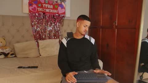 Snapshot of janomar01 chatting on 02-16-26, 06:48 janomar01 online show from 02-16-26, 06:48