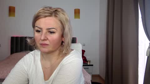 jaqueline88 online show from 03-04-25, 07:51