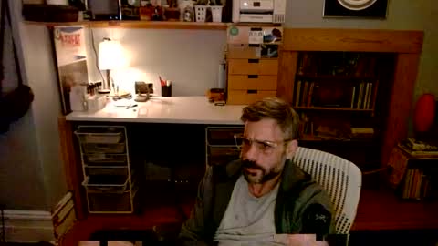 Snapshot of jareth_returns chatting on 02-01-25, 04:24 jareth_returns online show from 02-01-25, 04:24