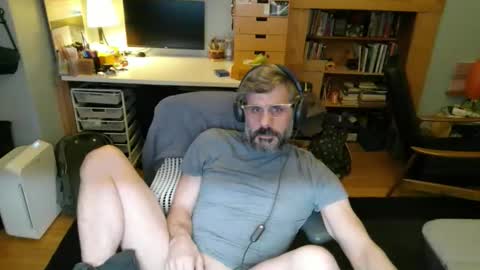 jareth_returns online show from 12-14-25, 02:28