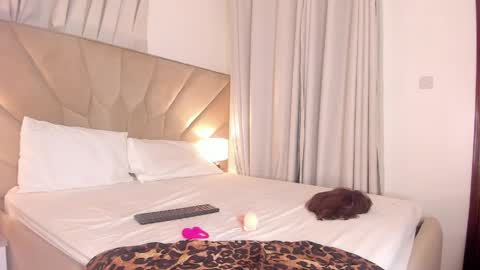 jasmin_melons online show from 04-18-26, 02:59