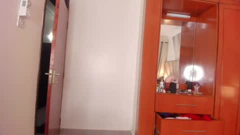 Snapshot of jasmin_melons chatting on 06-27-26, 03:22 jasmin_melons online show from 06-27-26, 03:22