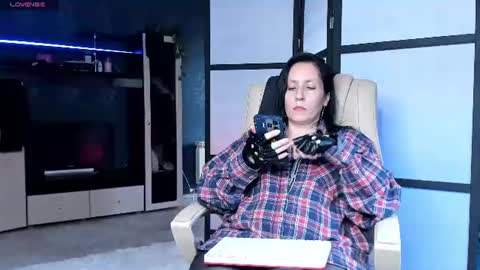 Snapshot of jasmin_milf chatting on 06-14-26, 02:19 jasmin_milf online show from 06-14-26, 02:19