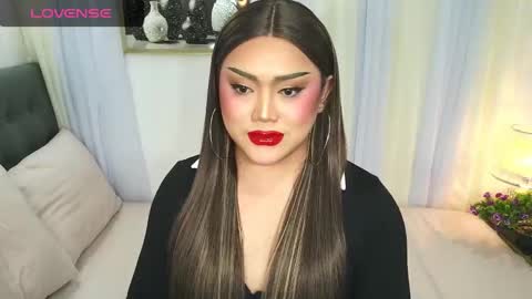 Jasmine Brandy online show from 12-19-25, 10:17