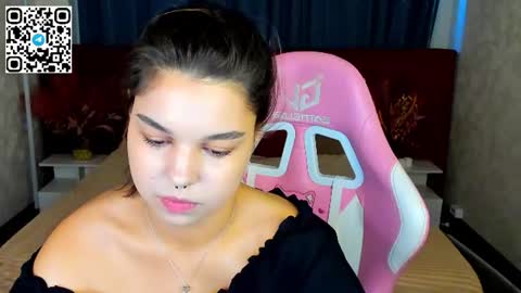 Snapshot of jasmine_burke chatting on 07-25-26, 01:36 Jasmine Burke online show from 07-25-26, 01:36