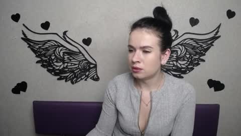 JasmineKouch online show from 12-05-25, 06:48