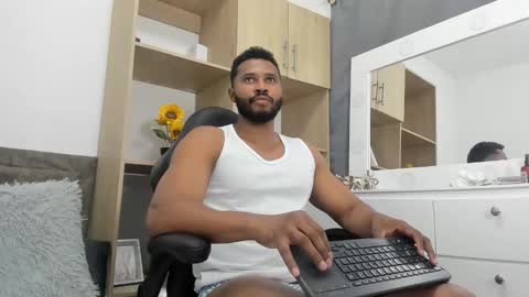 Snapshot of jason_fenix chatting on 10-02-25, 06:48 Jason online show from 10-02-25, 06:48