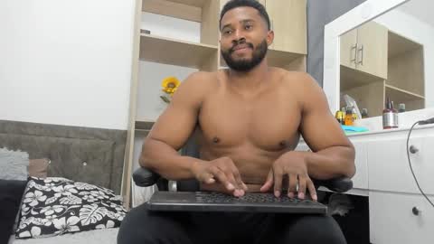 Snapshot of jason_fenix chatting on 10-12-25, 06:18 Jason online show from 10-12-25, 06:18