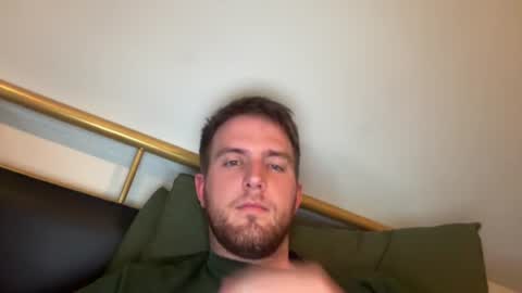 Snapshot of jasonmichaelxxx chatting on 06-11-26, 09:46 jasonmichaelxxx online show from 06-11-26, 09:46