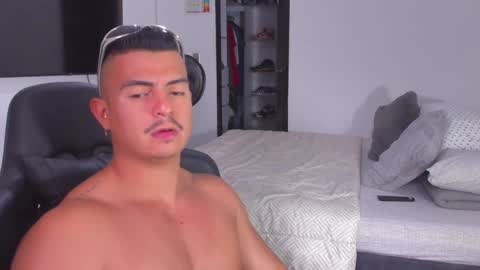 JBrooksXx online show from 01-26-25, 08:45