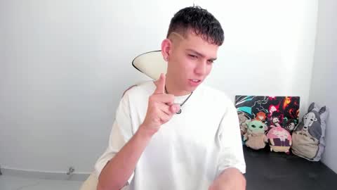 Snapshot of jasson___ chatting on 12-20-25, 12:45 jasson___ online show from 12-20-25, 12:45