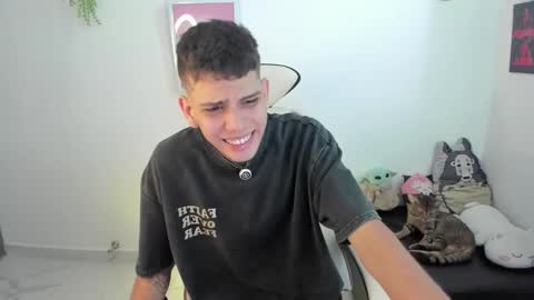 Snapshot of jasson___ chatting on 01-10-26, 04:09 jasson___ online show from 01-10-26, 04:09