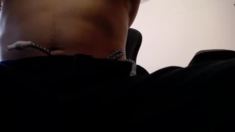 Snapshot of jasson_king01 chatting on 07-07-26, 05:17 JKing online show from 07-07-26, 05:17
