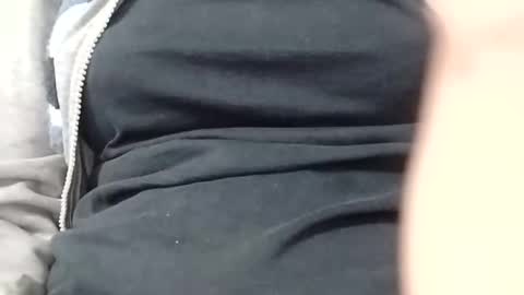 jasspreettt online show from 03-04-25, 11:08