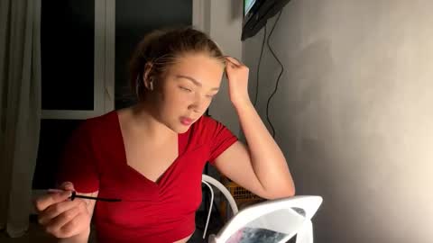 Ginny online show from 12-22-25, 06:16