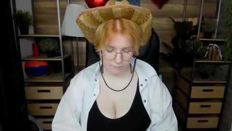 Katerina online show from 10-28-25, 10:23