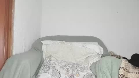 Snapshot of javierandaniel chatting on 07-05-26, 03:52 Javier online show from 07-05-26, 03:52