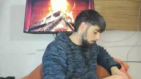 Snapshot of javierandaniel chatting on 07-25-26, 09:12 Javier online show from 07-25-26, 09:12