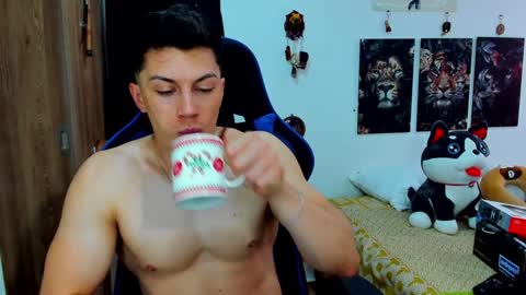 Javier online show from 12-02-24, 08:55