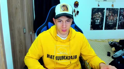 Javier online show from 01-14-25, 10:34