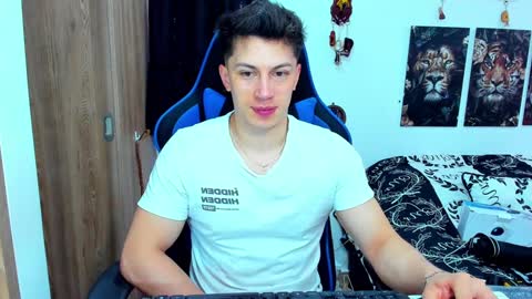 Javier online show from 01-22-25, 04:55