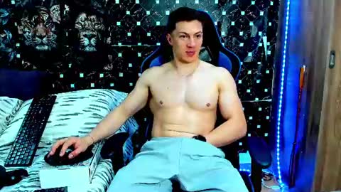 Snapshot of javiersexymann chatting on 07-21-26, 04:37 Javier online show from 07-21-26, 04:37