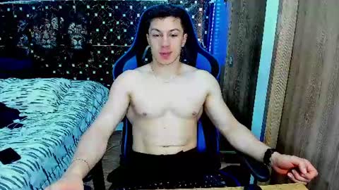 Snapshot of javiersexymann chatting on 07-28-26, 07:26 Javier online show from 07-28-26, 07:26