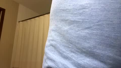 Snapshot of jawssharkparty chatting on 01-08-25, 05:59 Jaws  online show from 01-08-25, 05:59