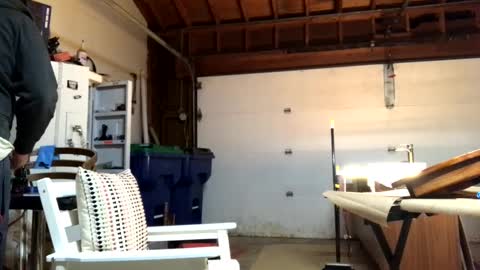 Snapshot of jawssharkparty chatting on 09-29-25, 05:45 Jaws  online show from 09-29-25, 05:45