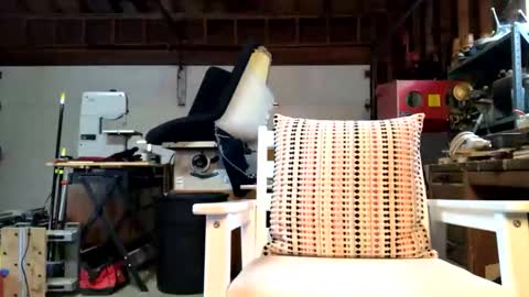 Snapshot of jawssharkparty chatting on 10-14-25, 03:57 Jaws  online show from 10-14-25, 03:57