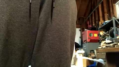 Snapshot of jawssharkparty chatting on 10-17-25, 04:15 Jaws  online show from 10-17-25, 04:15