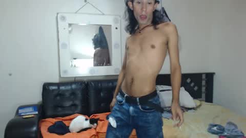 Snapshot of jaxivh16 chatting on 10-09-25, 01:47 jaxivh16 online show from 10-09-25, 01:47