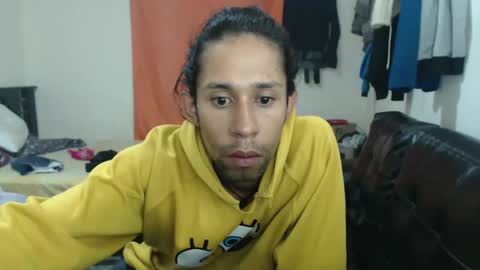 Snapshot of jaxivh16 chatting on 10-14-25, 03:18 jaxivh16 online show from 10-14-25, 03:18