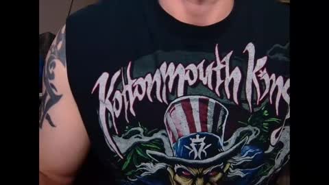 jaxjohnson12 online show from 11-18-25, 05:17