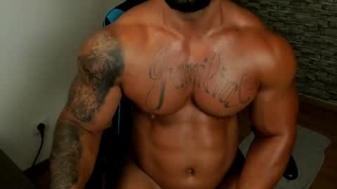 Snapshot of jaxonhunk chatting on 07-13-26, 12:35 JaxonHunk online show from 07-13-26, 12:35