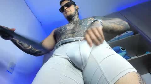 Snapshot of jaxxon22cm chatting on 02-24-26, 07:23 Michael independient model online show from 02-24-26, 07:23