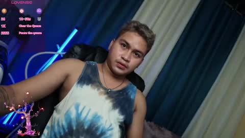 Snapshot of jay_hotcummer chatting on 05-03-26, 08:20 JL online show from 05-03-26, 08:20
