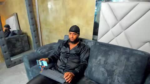 Snapshot of jay_jhonson chatting on 12-22-25, 03:47 jay jhonson online show from 12-22-25, 03:47