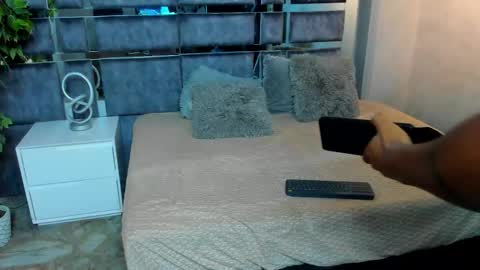 Snapshot of jay_jhonson chatting on 02-19-26, 04:19 jay jhonson online show from 02-19-26, 04:19