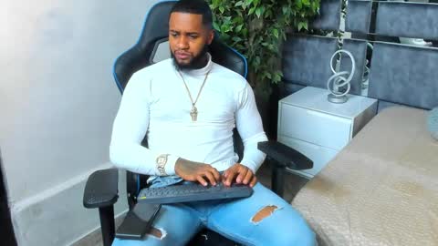 Snapshot of jay_jhonson chatting on 02-20-26, 06:26 jay jhonson online show from 02-20-26, 06:26